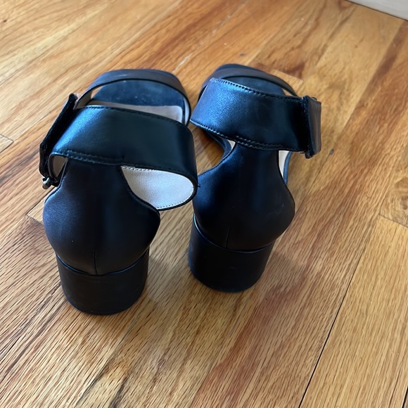 Franco Sarto Heel Sandals - Picture 3 of 3